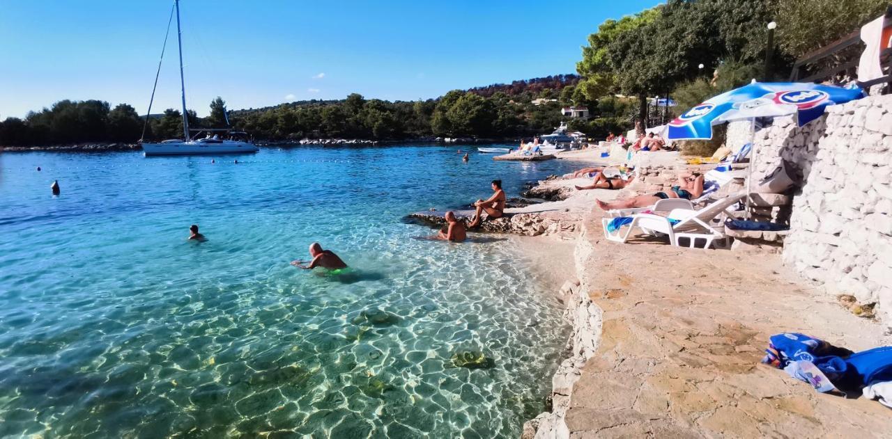 Apartment Okrug Gornji - Trogir With Sea View Buitenkant foto