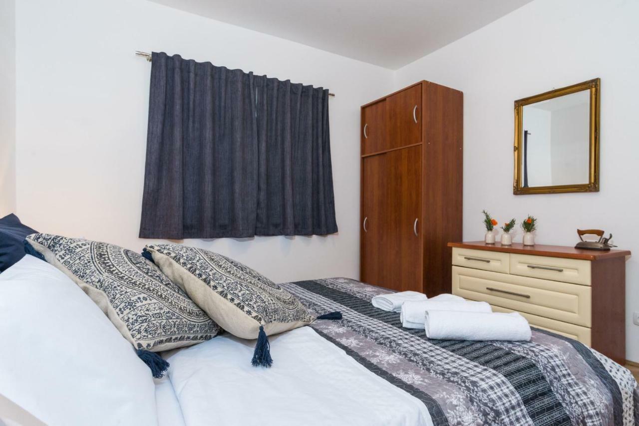 Apartment Okrug Gornji - Trogir With Sea View Buitenkant foto