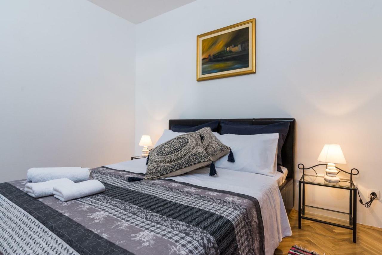 Apartment Okrug Gornji - Trogir With Sea View Buitenkant foto