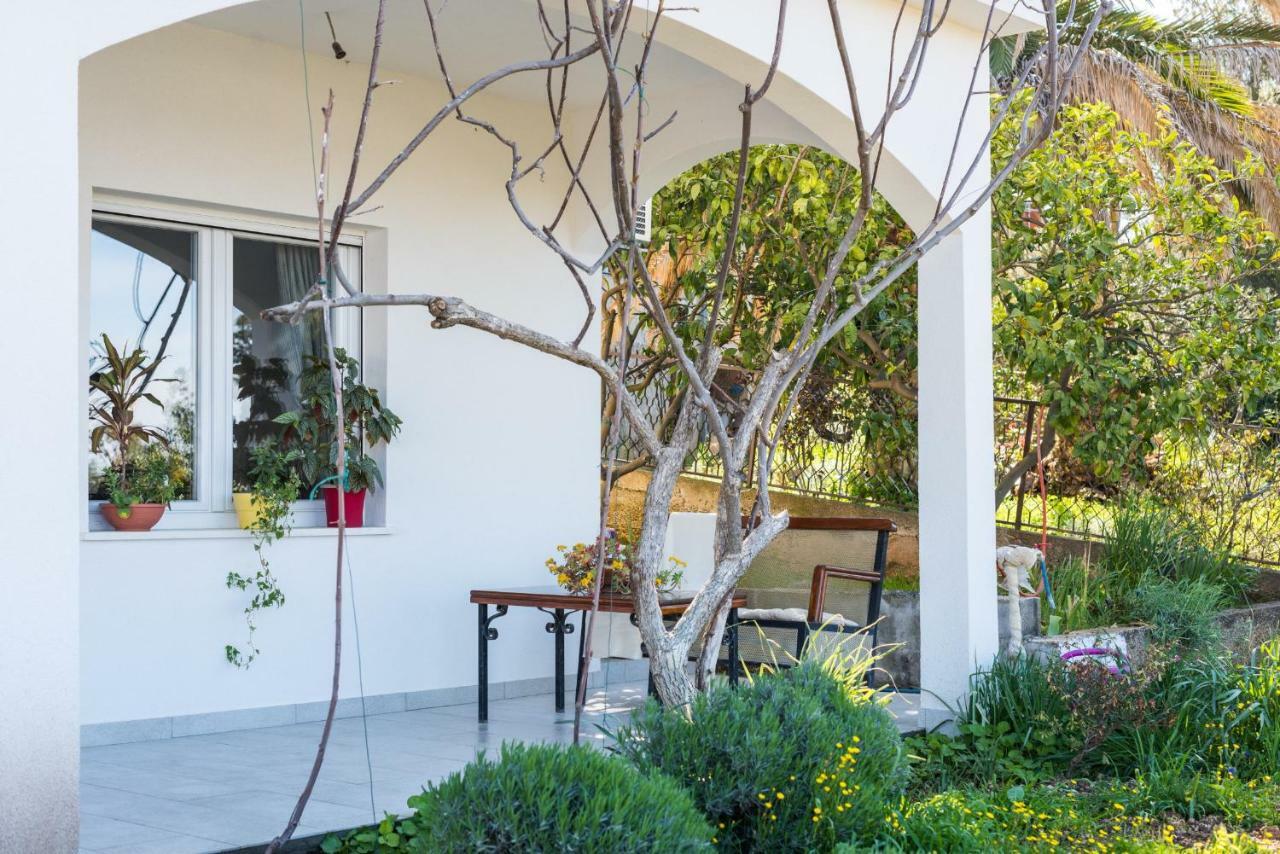 Apartment Okrug Gornji - Trogir With Sea View Buitenkant foto